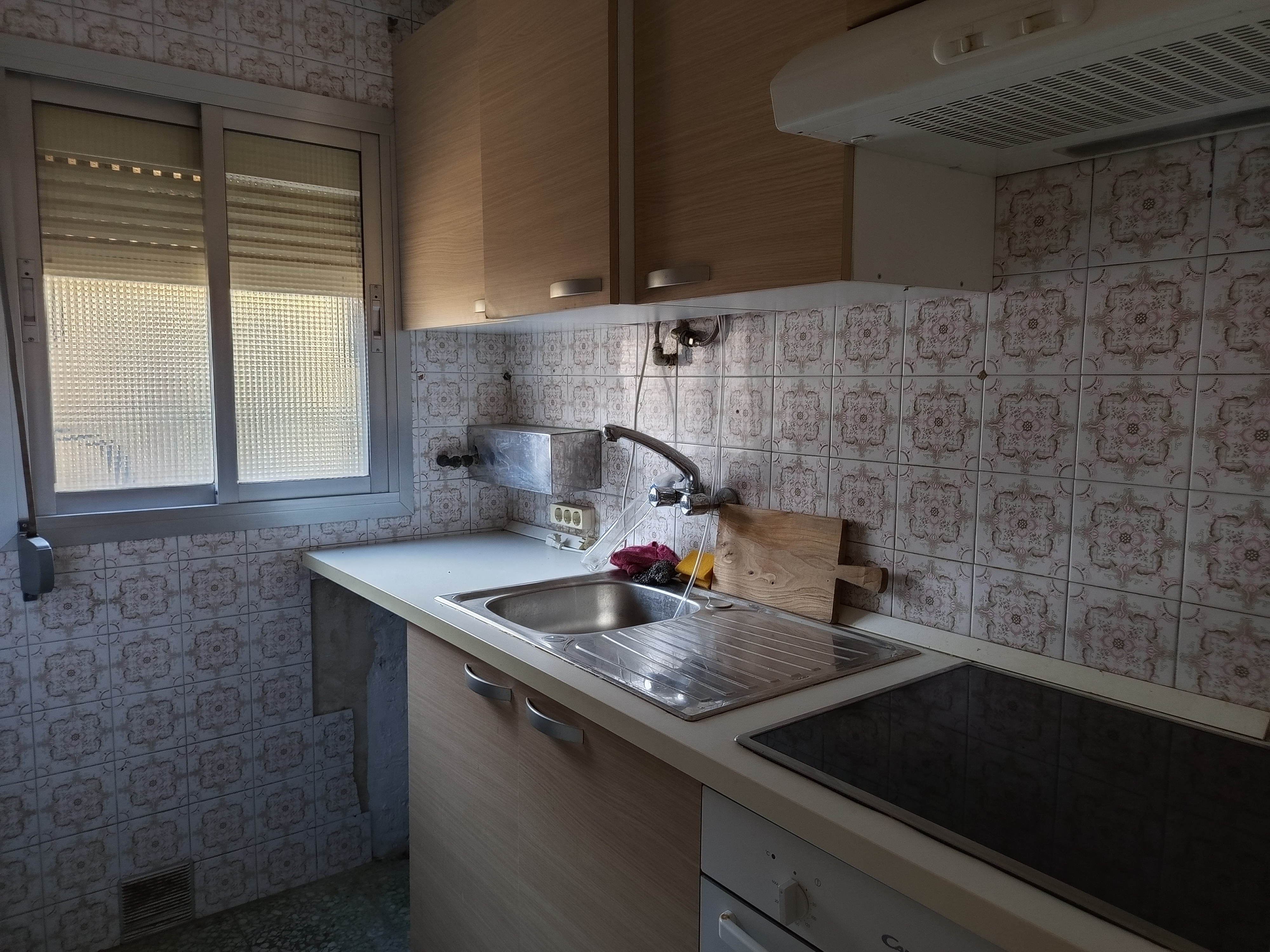 Zaragoza, GRUPO ALFÉREZ ROJAS, 3 Habitaciones Habitaciones, 0 ,1 BañoBathrooms,Piso,En Venta,0,1071