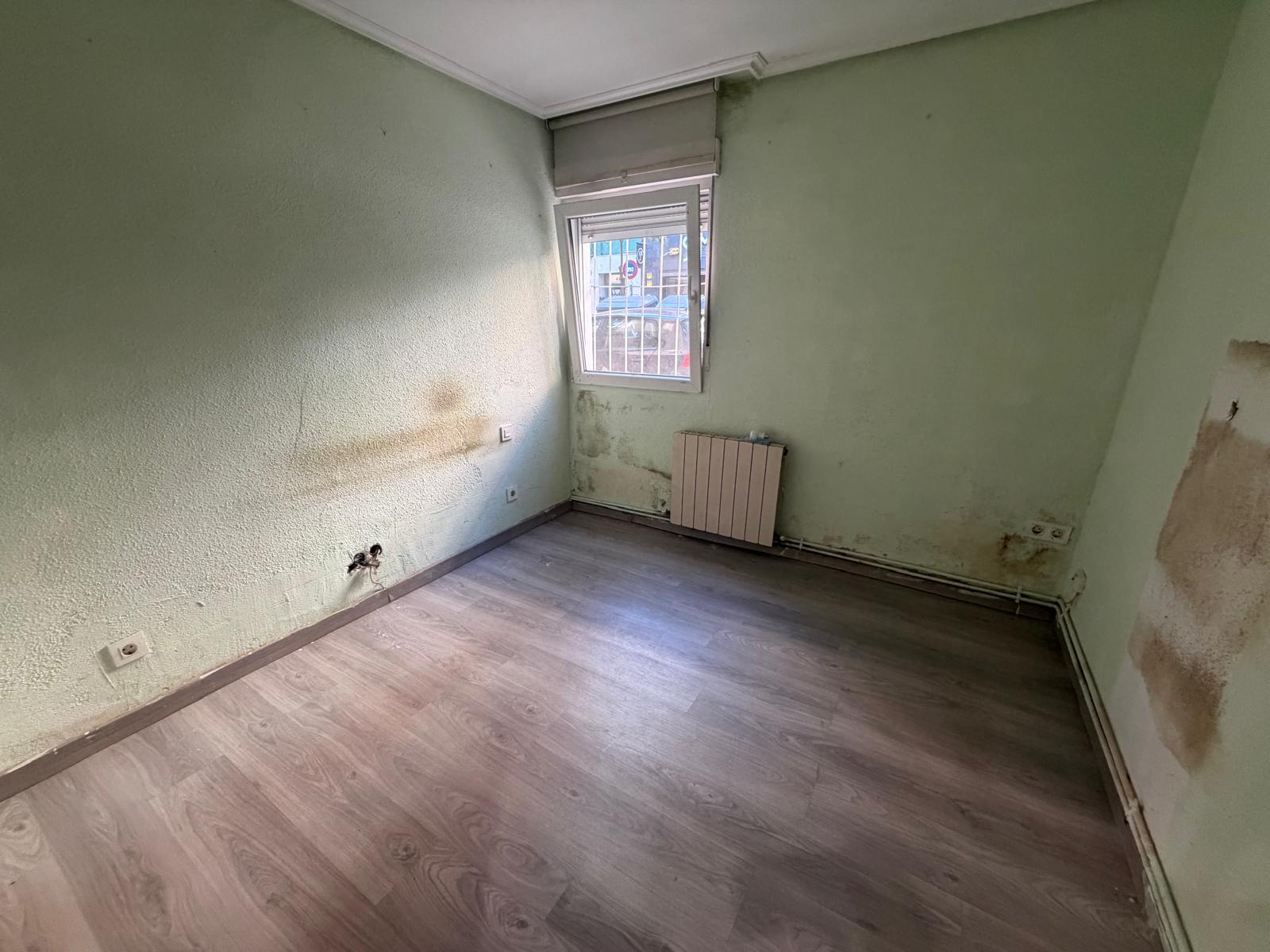 3 Dormitorio Habitaciones, 0 ,1 BañoBathrooms,Piso,En Venta,0,LK-EAA983 3 Dormitorio Habitaciones, 0 ,1 BañoBathrooms,Piso,En Venta,0,LK-EAA983